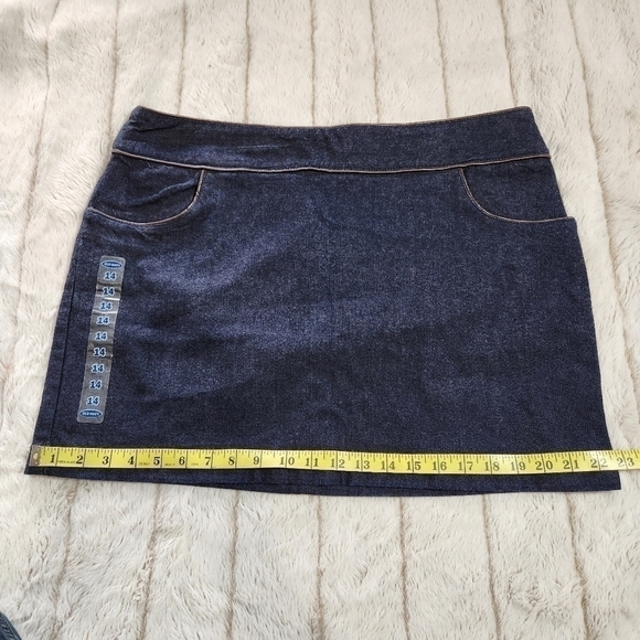 Denim skirt Mini Dark blue color Size 14 OLD NAVY NWT - Picture 12 of 12